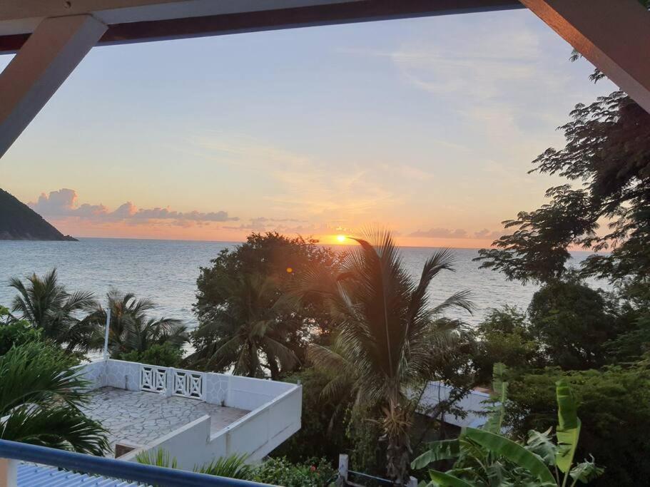 Vwe Moun Bay Apartamento Deshaies Exterior foto